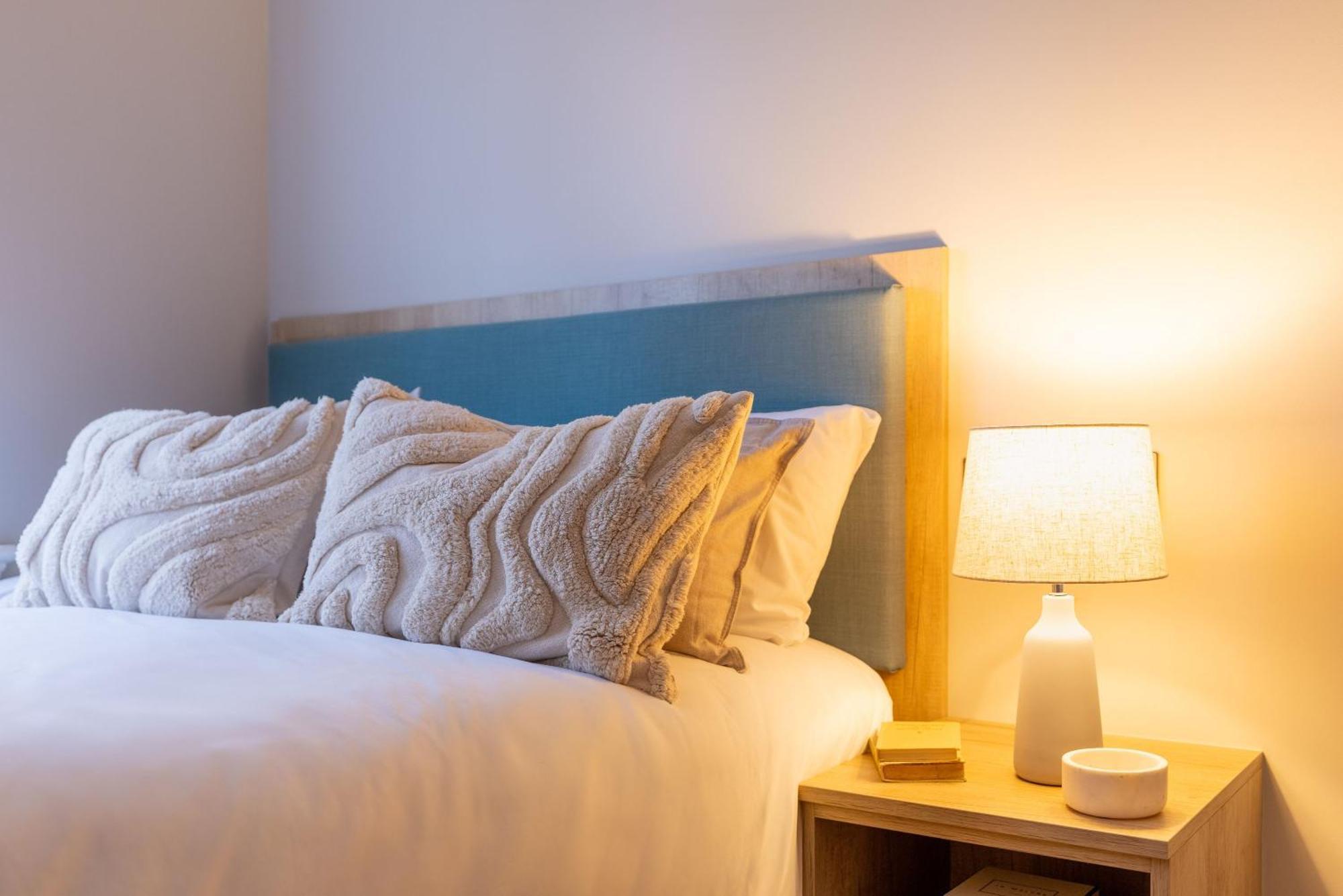 Smart In Sloane Square Apartment
